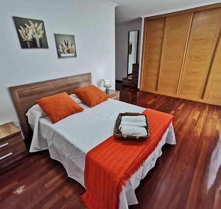 Apartamento Carrera Apartamento Caldas De Reis Exterior foto