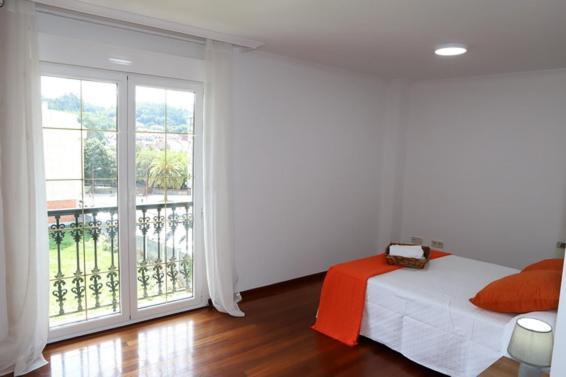 Apartamento Carrera Apartamento Caldas De Reis Exterior foto